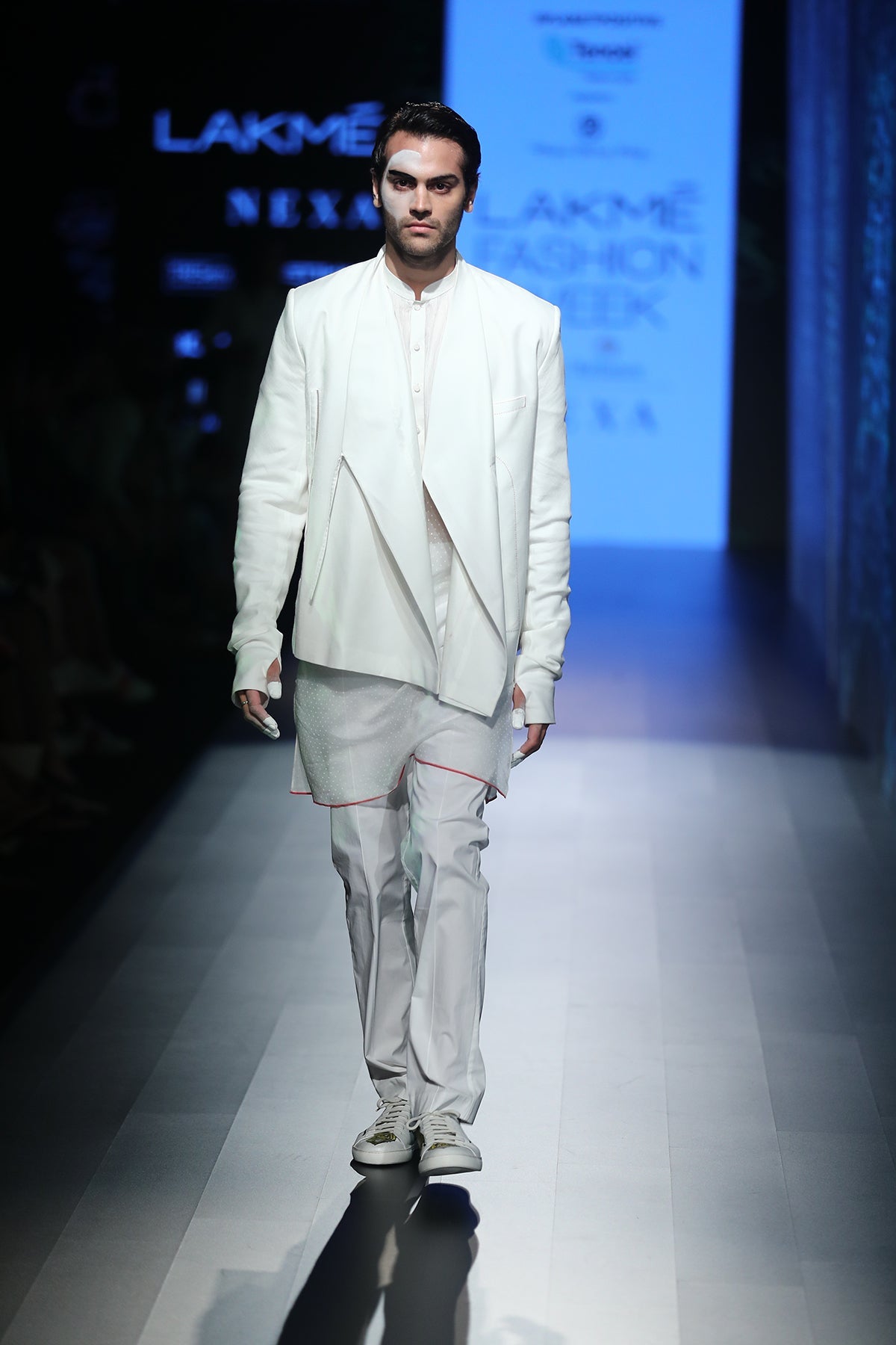 Nakhwan Trousers