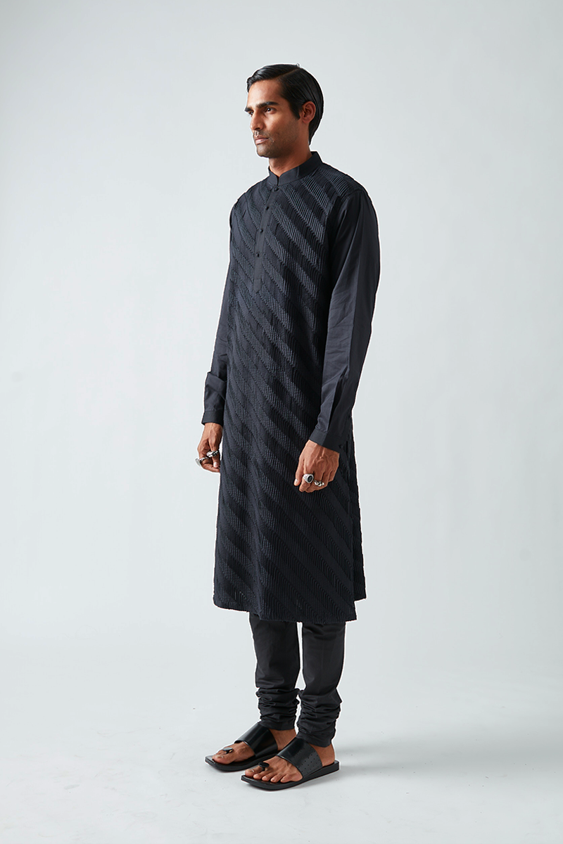 Mahwa Louvre Kurta Set