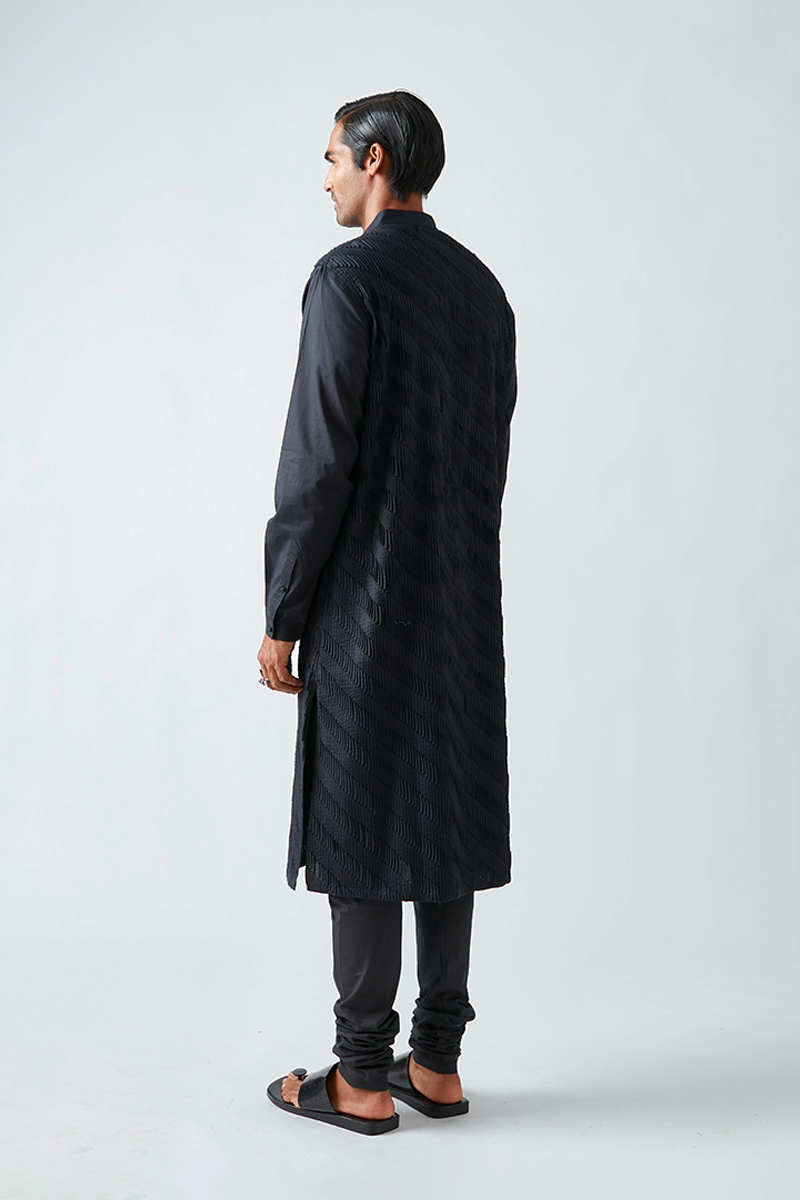 Mahwa Louvre Kurta Set