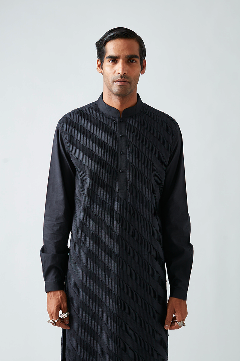 Mahwa Louvre Kurta Set
