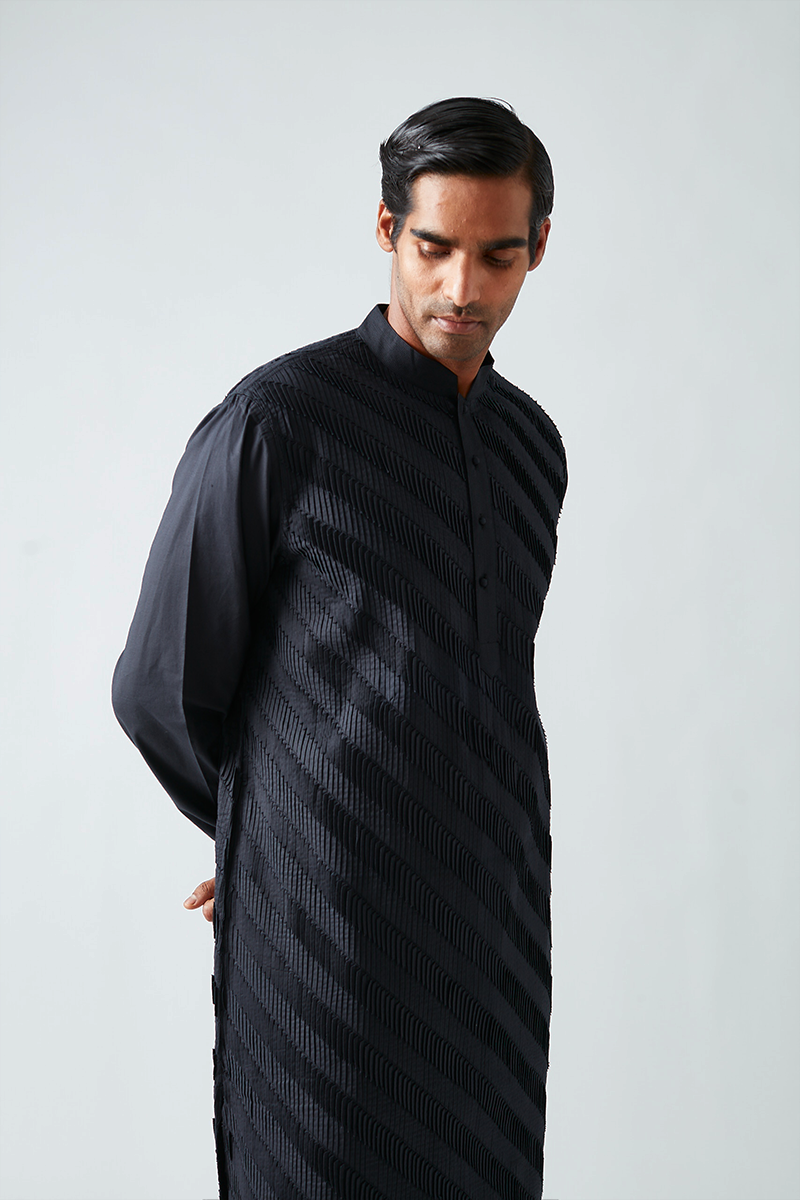 Mahwa Louvre Kurta Set
