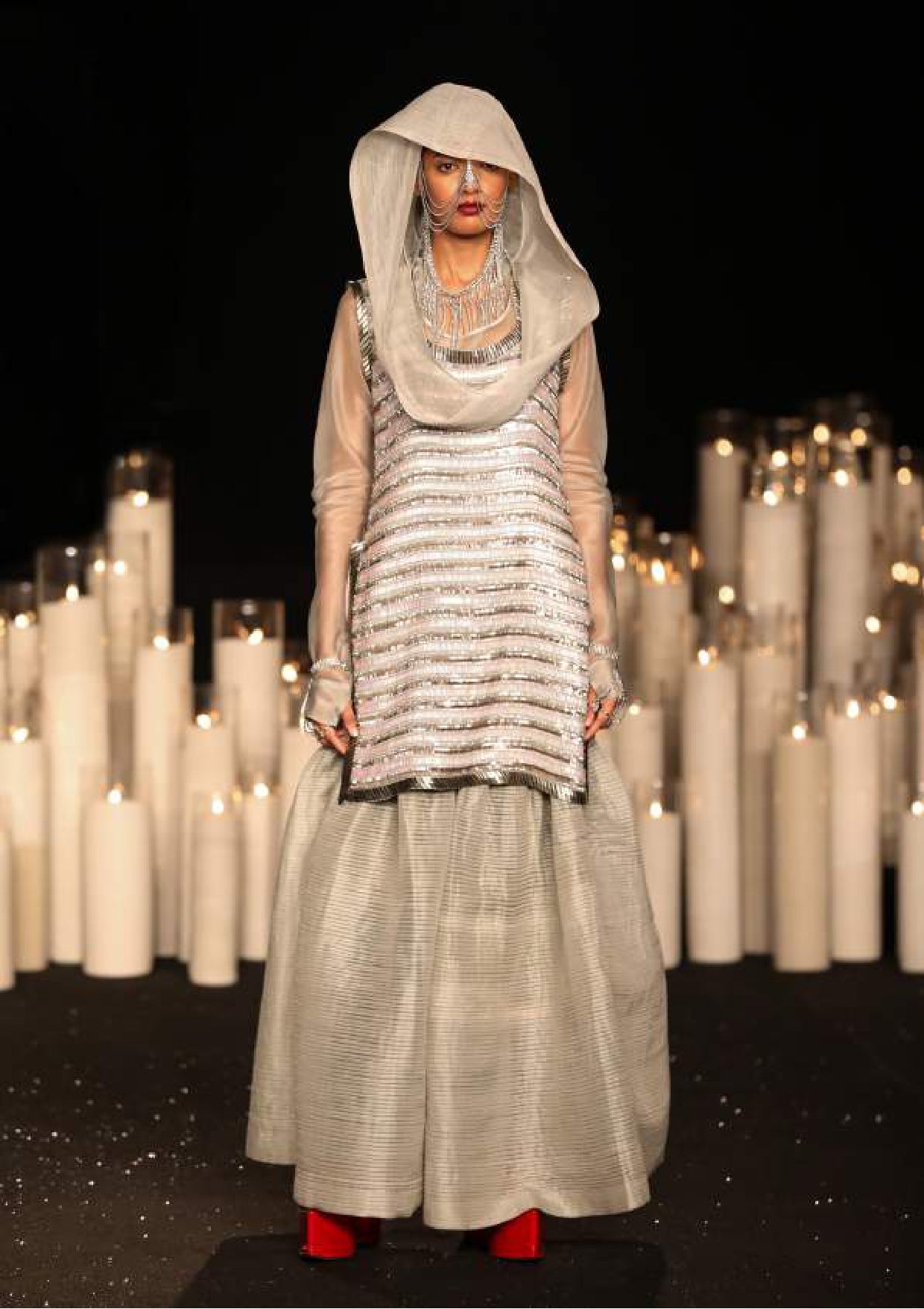 Desert Rose - Look 29