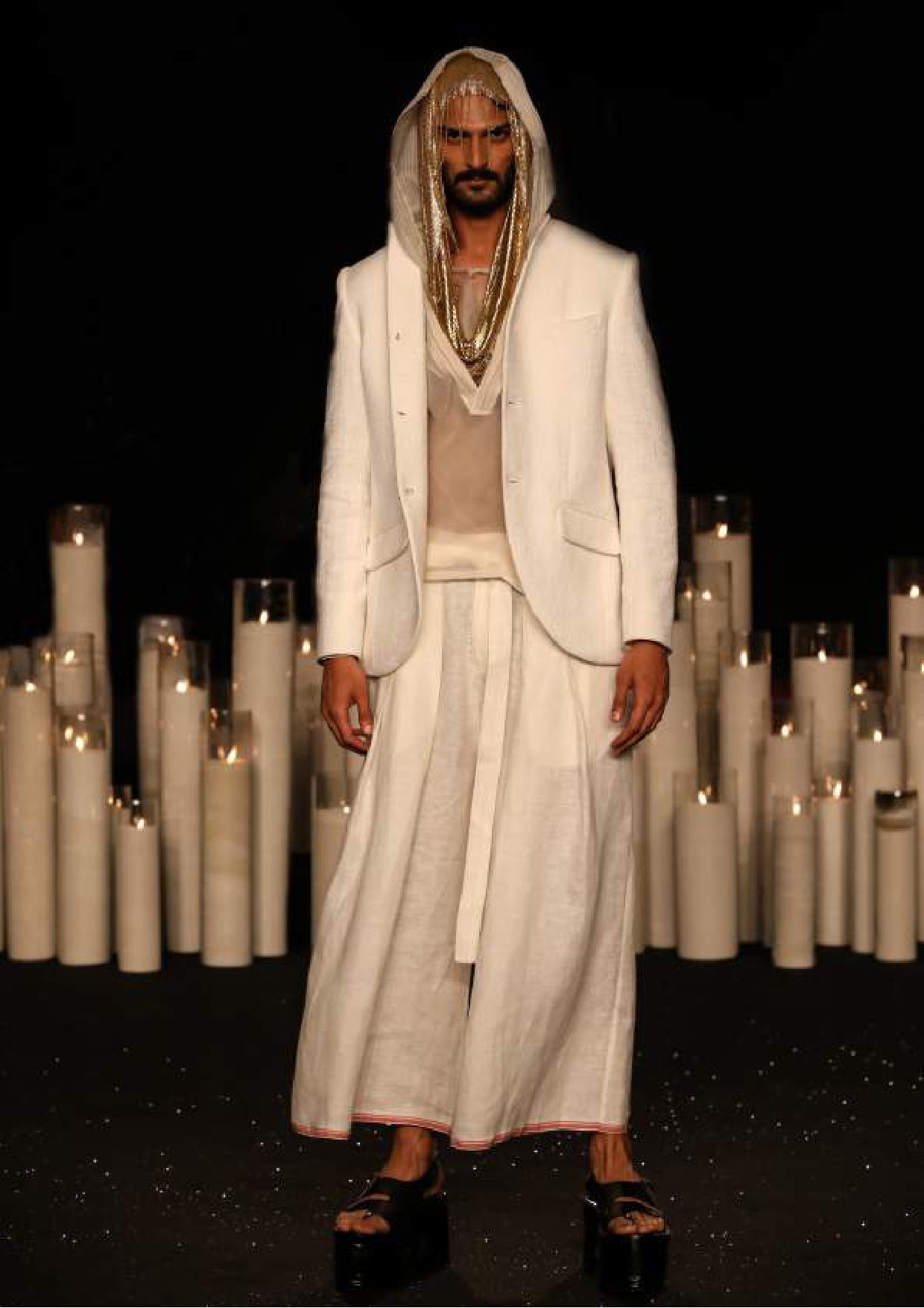 Desert Rose - Look 31