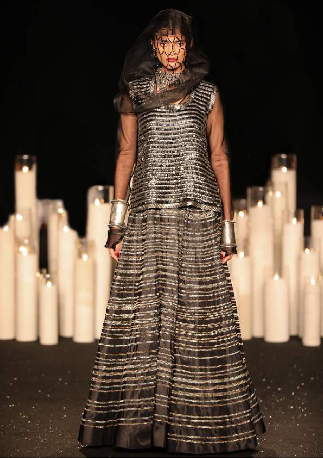 Desert Rose - Look 7