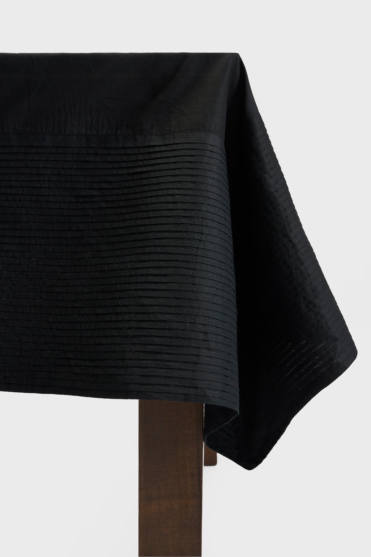 Elathur Table Cover