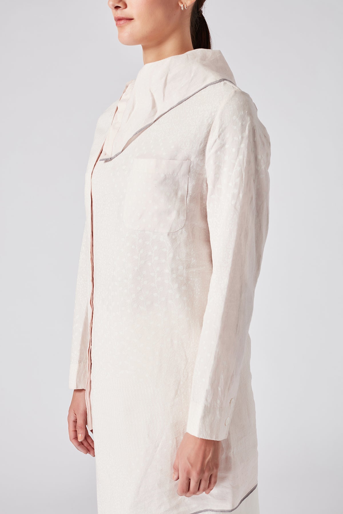 Jamola Asymmetric Top