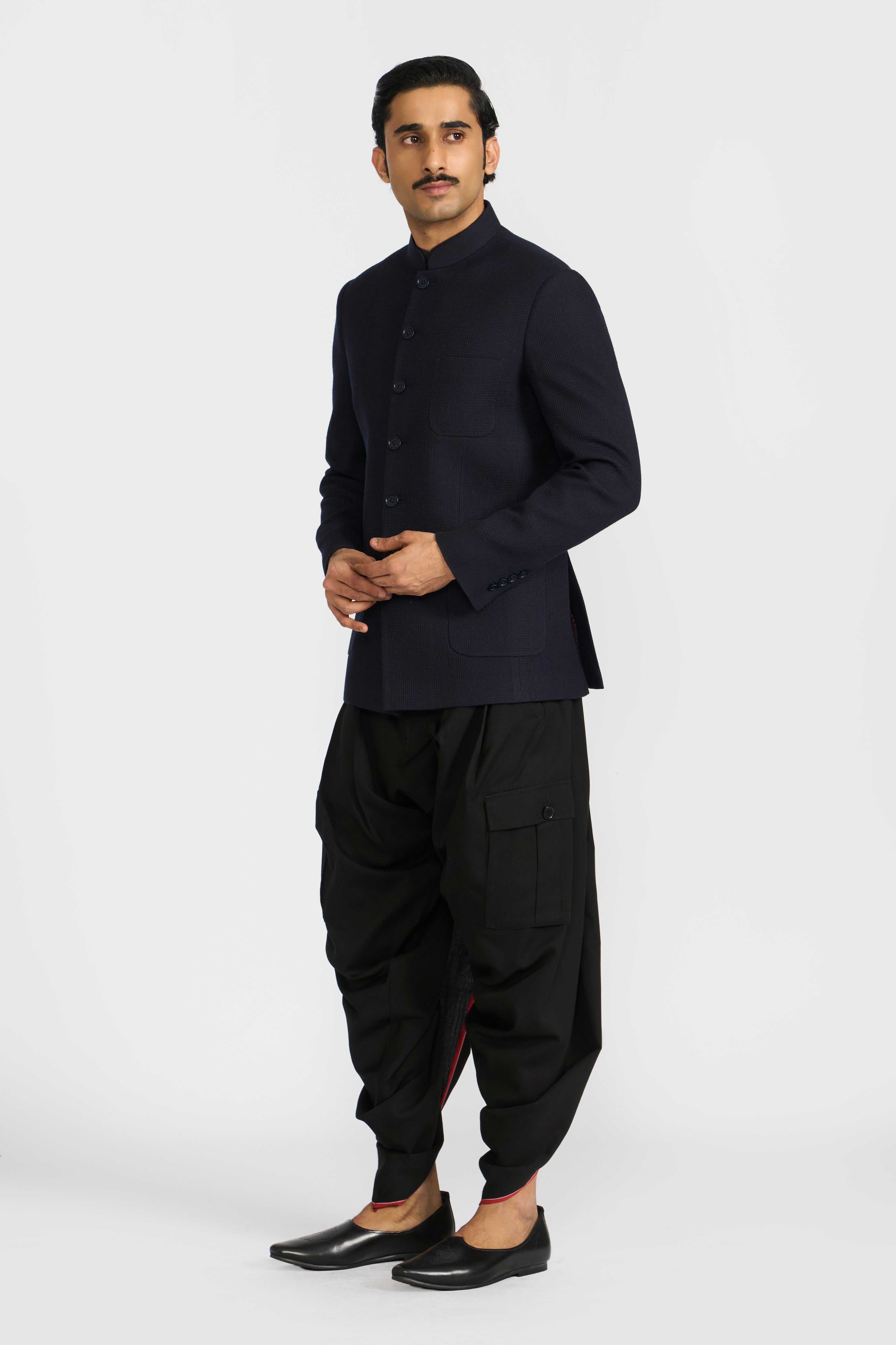 Pirawa Bandhgala