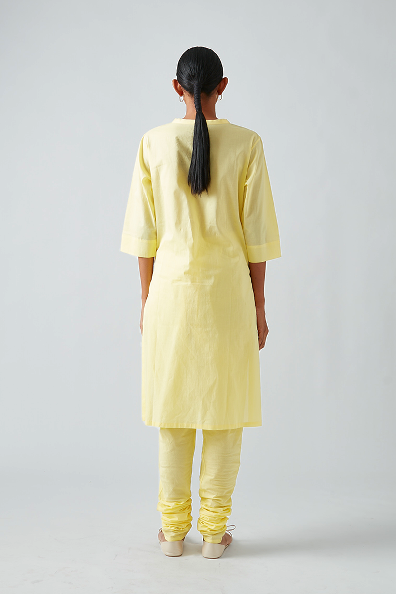 Khinsar Pintuck Kurta Set