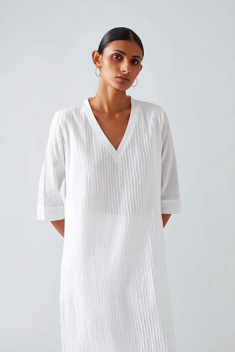 Bhaniyana Pintuck Kurta Set