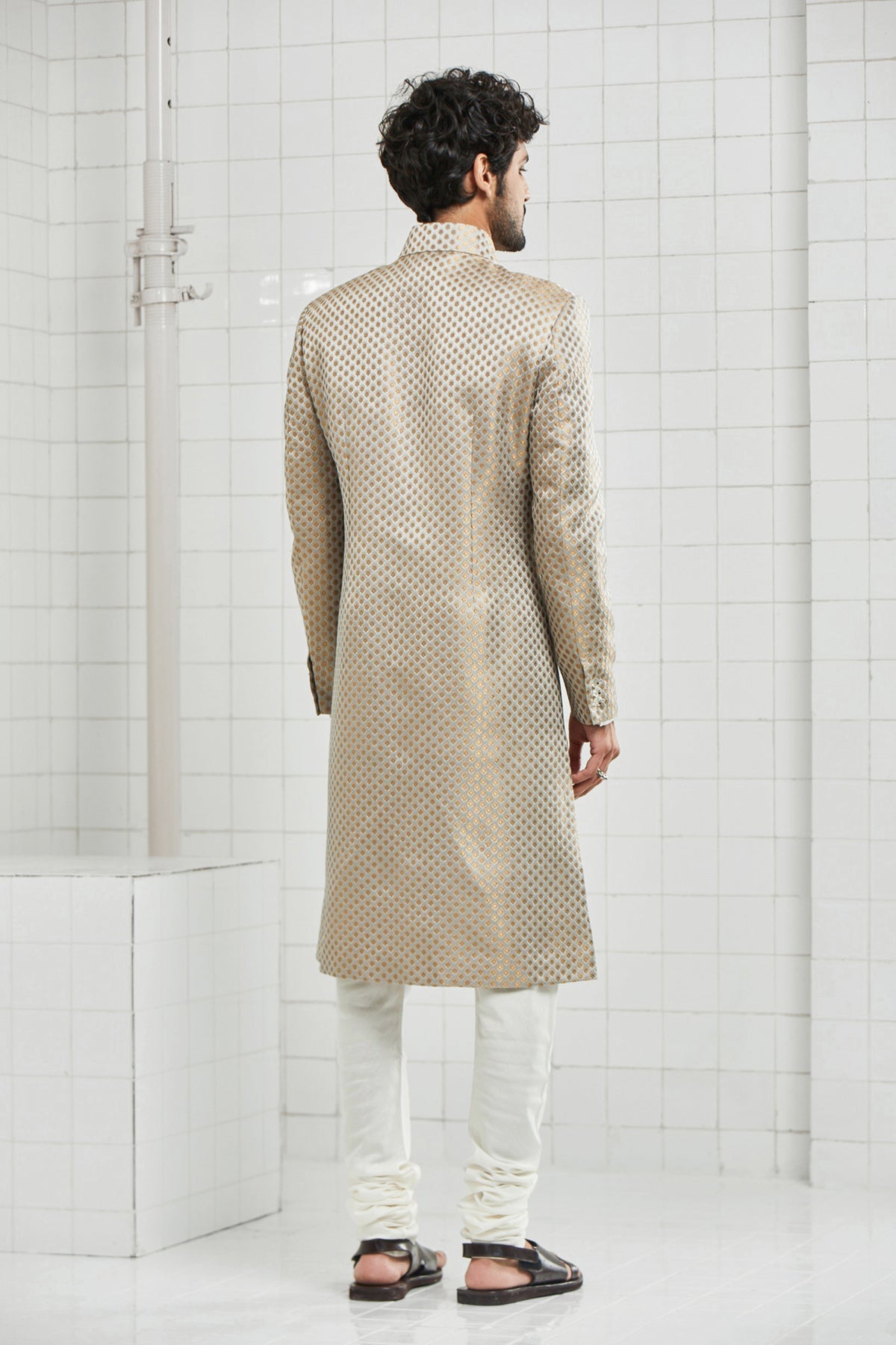 Awaniya Brocade Sherwani