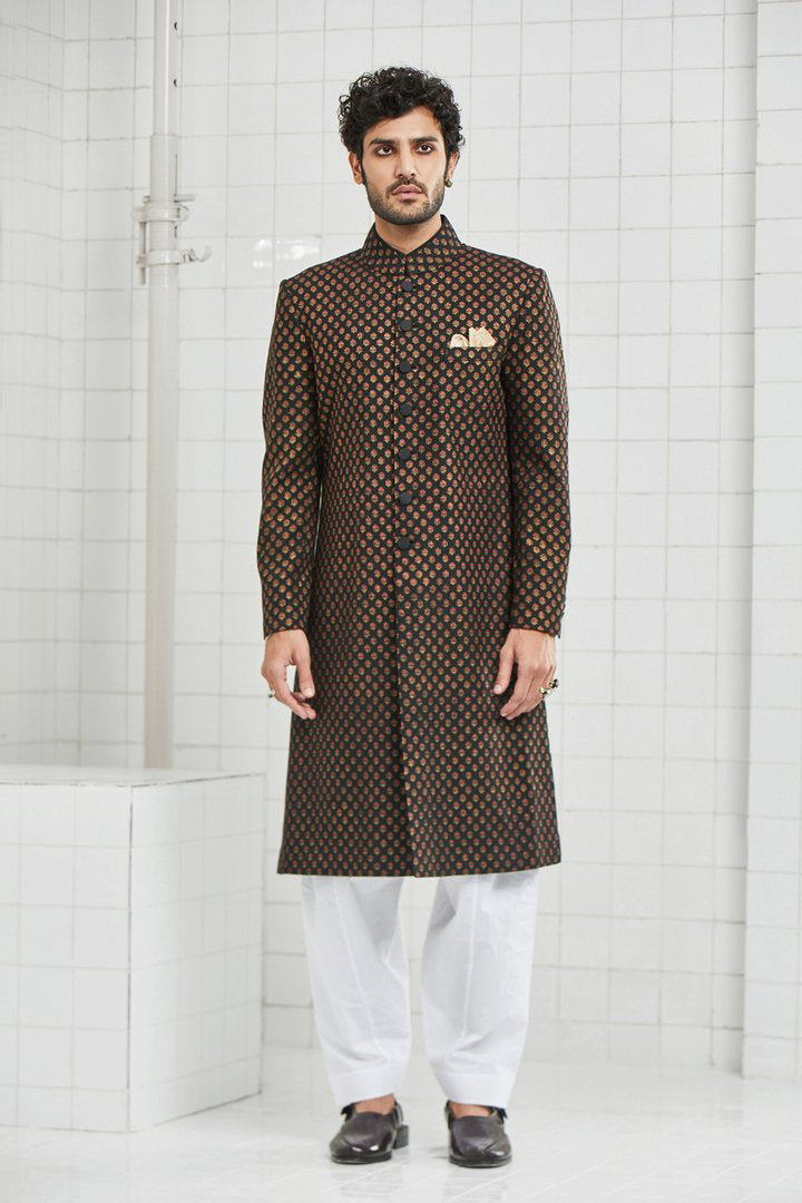 Chhitroli Textured Sherwani