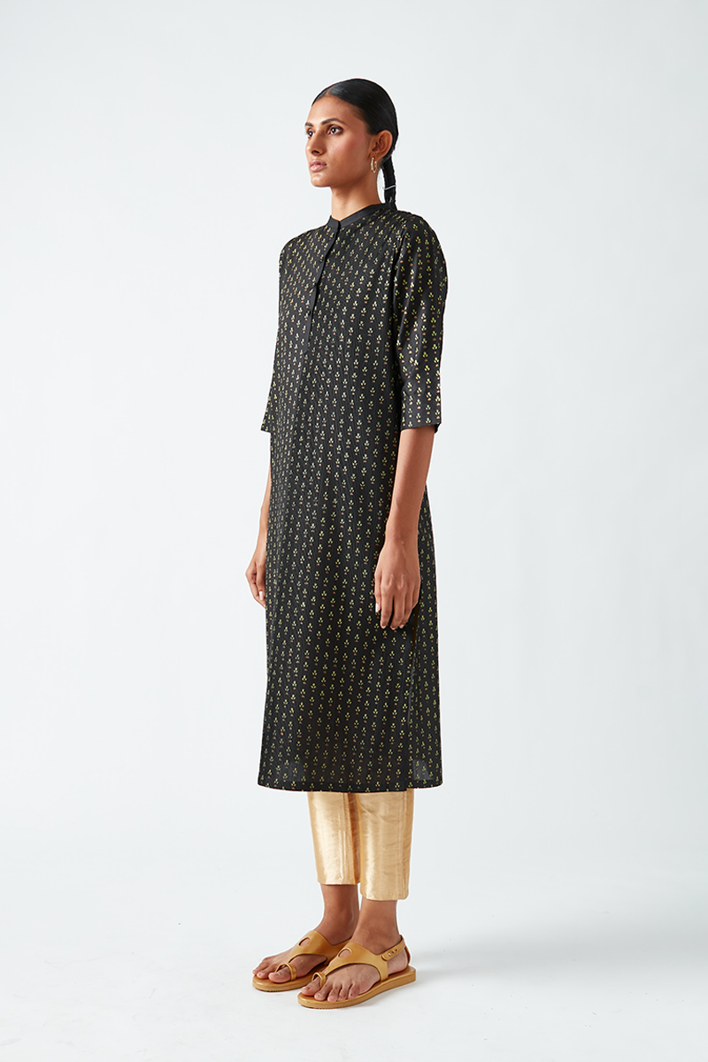 Kalaheri Pintuck Hand Print Kurta Set