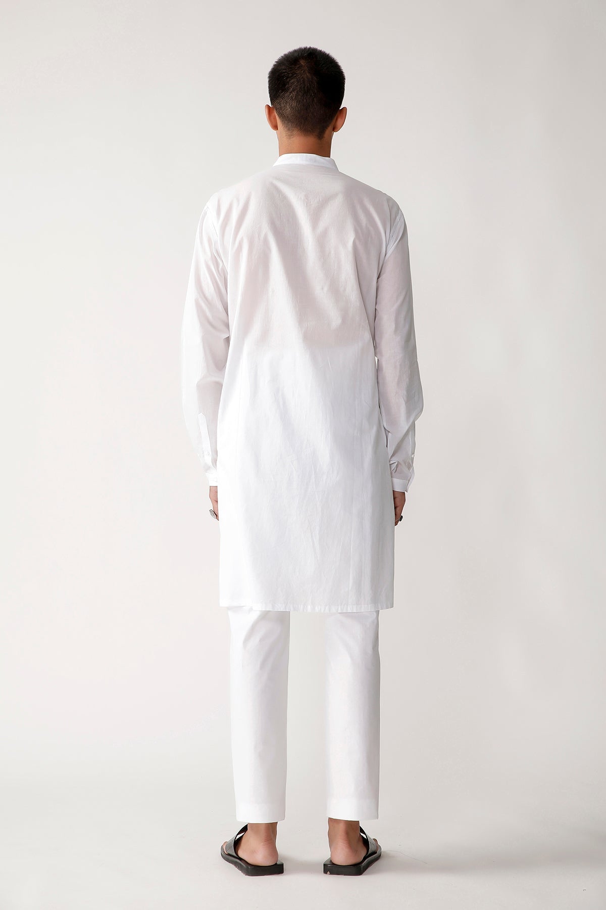 Veerawa Pintuck Kurta