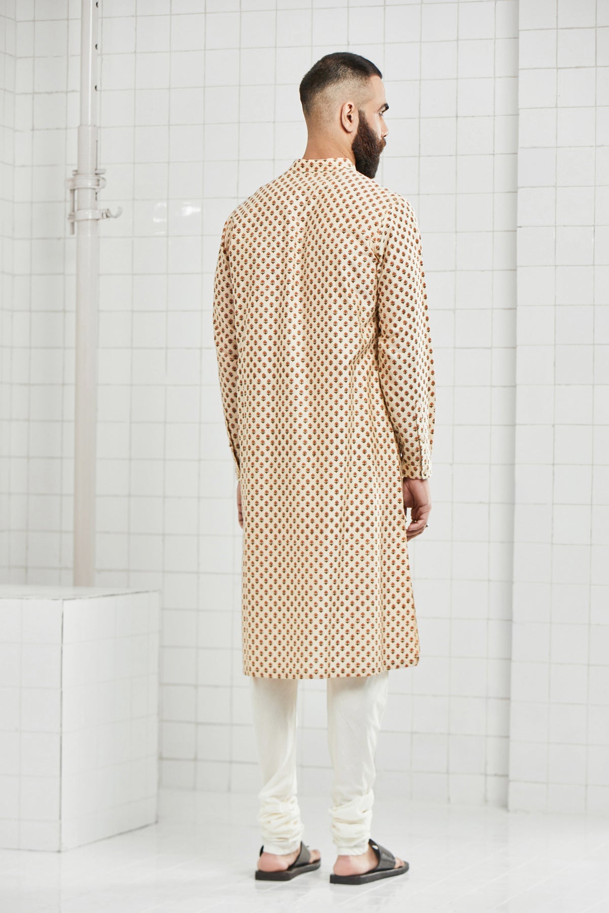 Chhitroli Pintuck Kurta Set