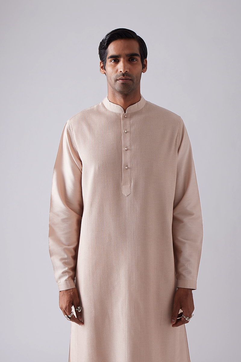 Khinsar Pintuck Kurta Set