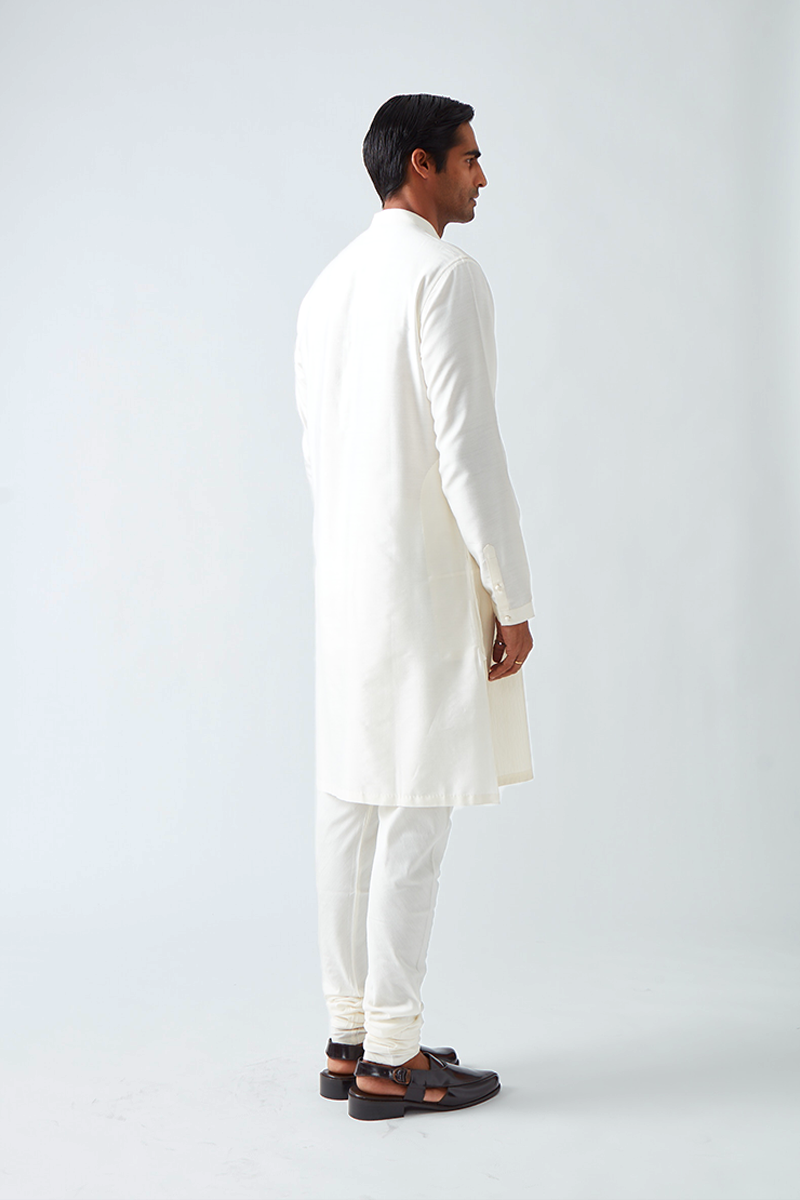 Khinsar Pintuck Kurta Set
