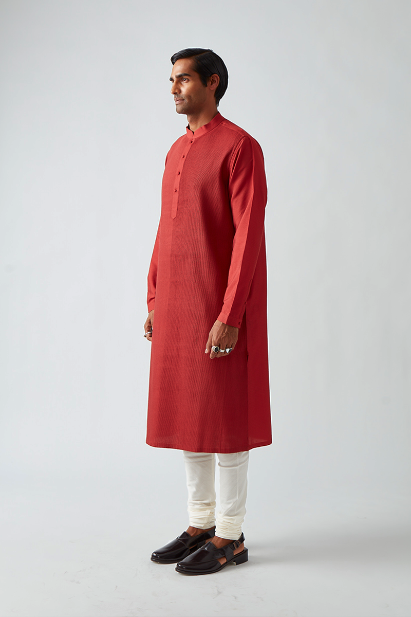 Khinsar Pintuck Kurta Set