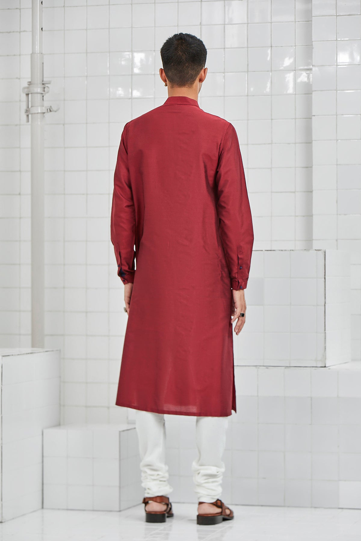 Khinsar Pintuck Kurta Set