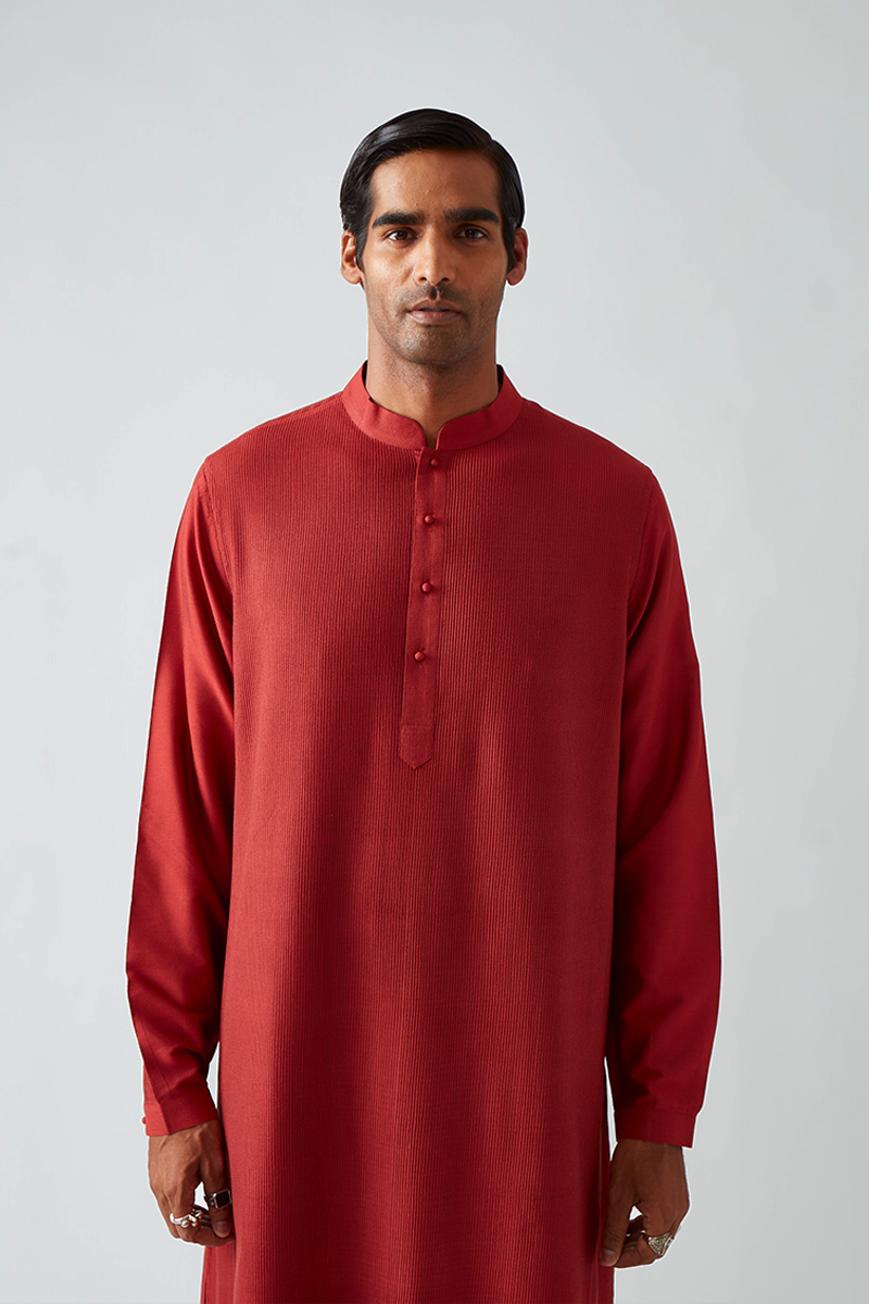 Khinsar Pintuck Kurta Set