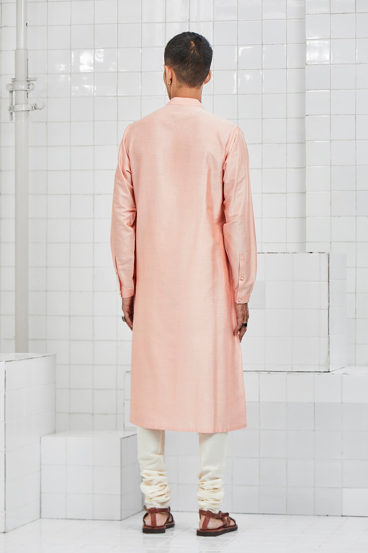 Khinsar Pintuck Kurta Set