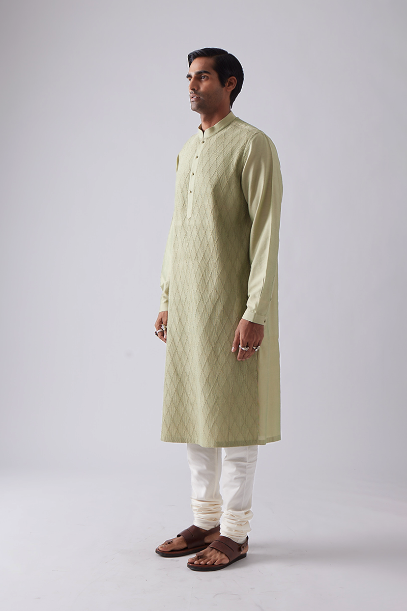 Kelawas Pintuck Kurta Set