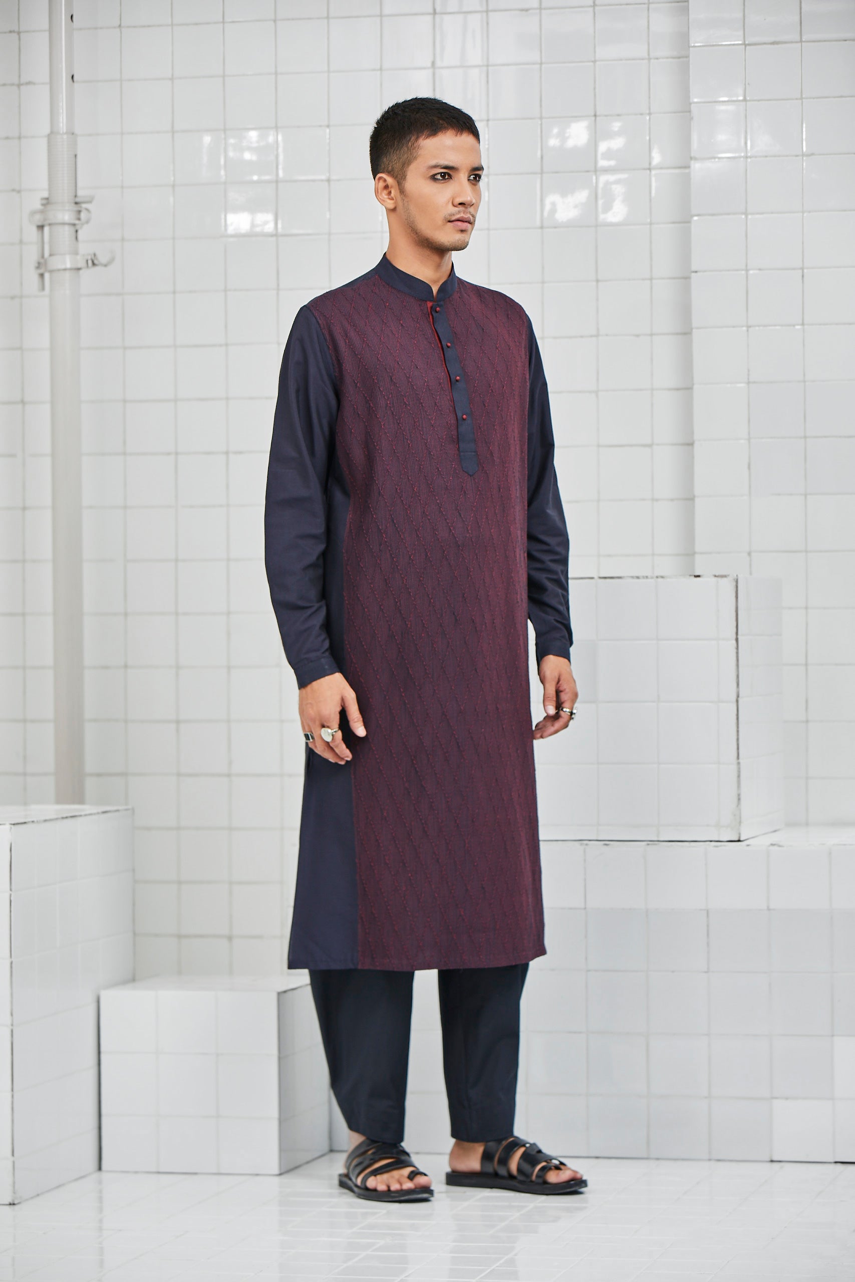 Kelawas Pintuck Kurta Set