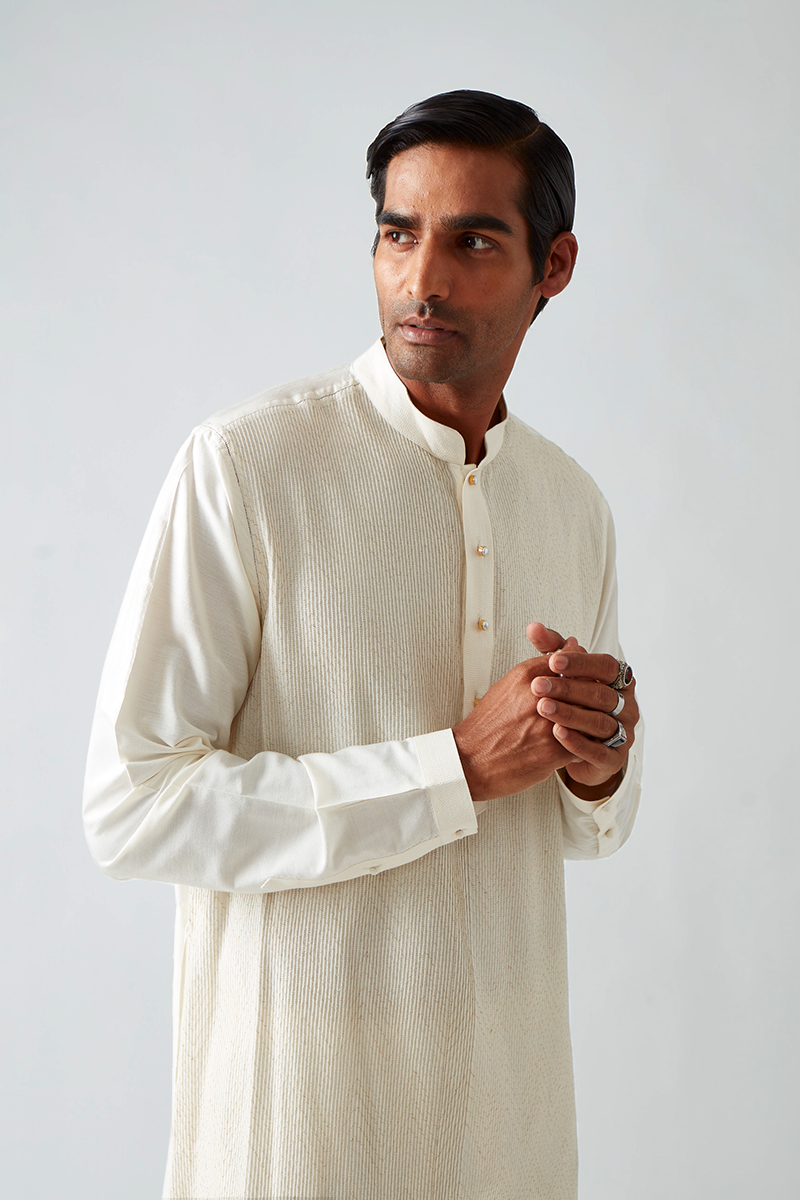 Banar Pintuck Kurta Set