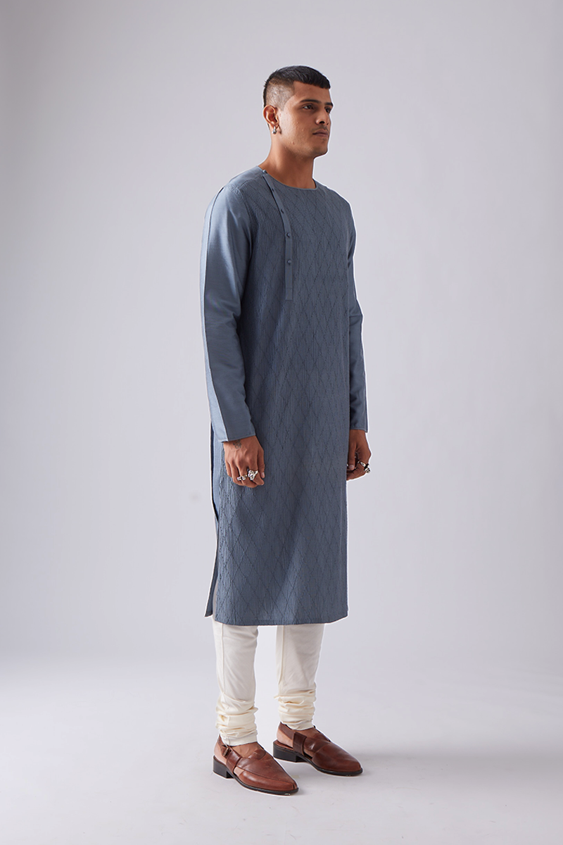 Kelawas Pintuck Kurta Set
