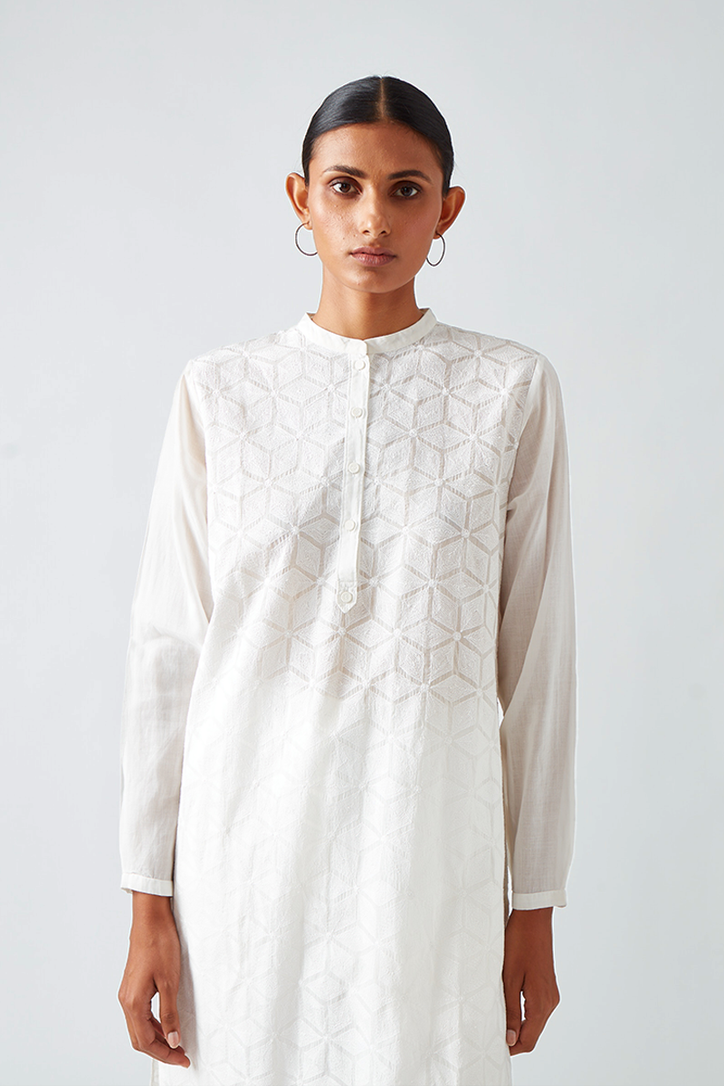 Karwai Chikan Kurta Set