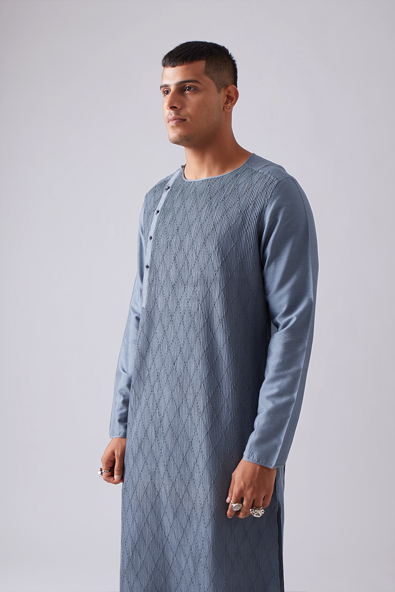 Kelawas Pintuck Kurta Set