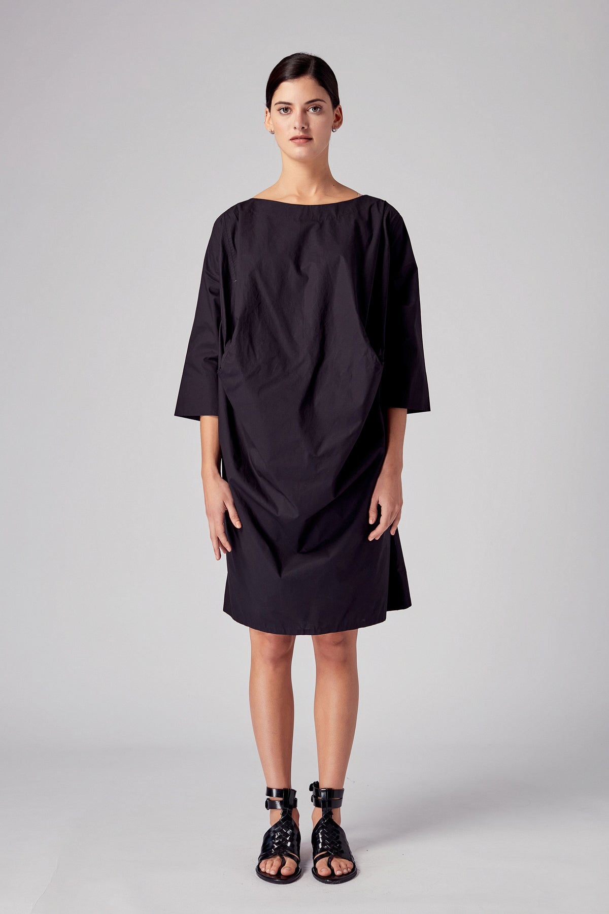 Ainta Dress With Cone Pockets