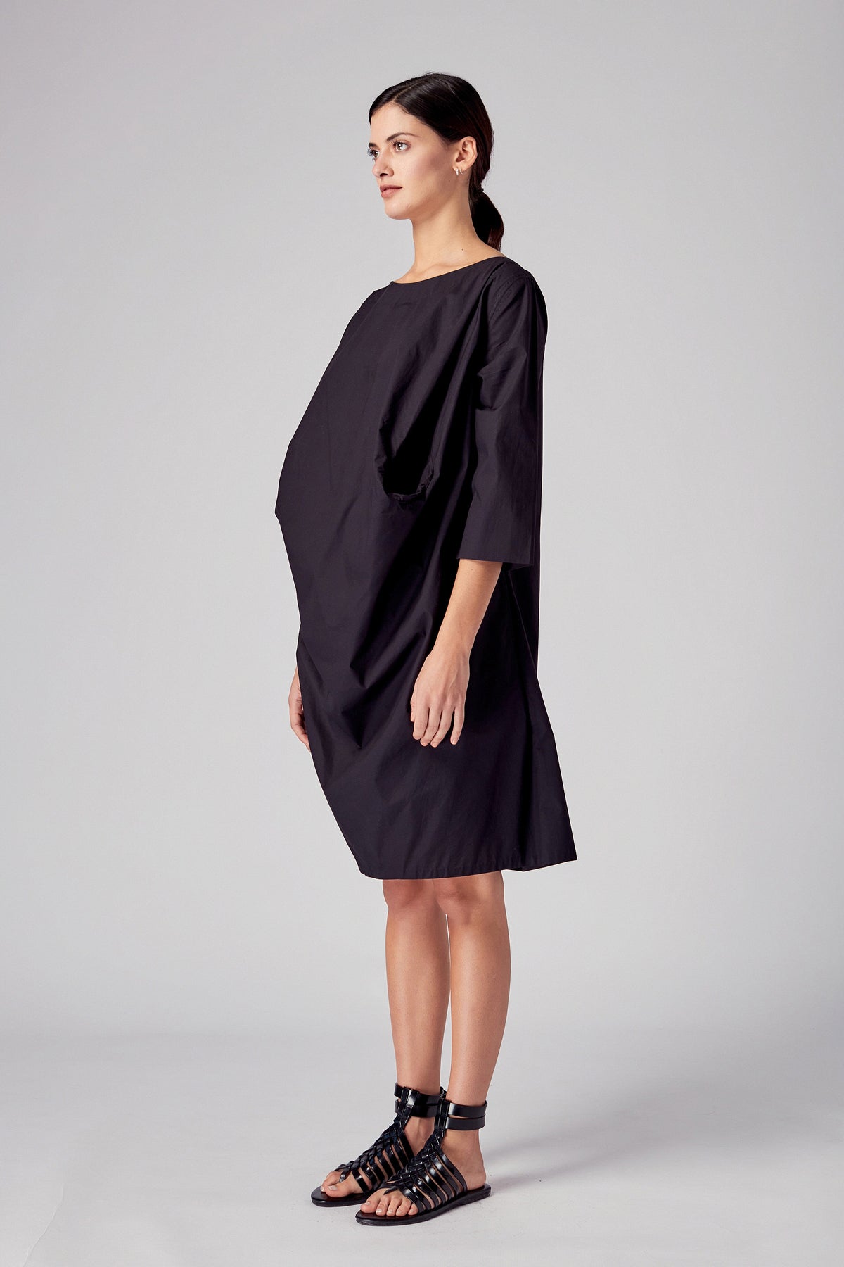 Ainta Dress With Cone Pockets
