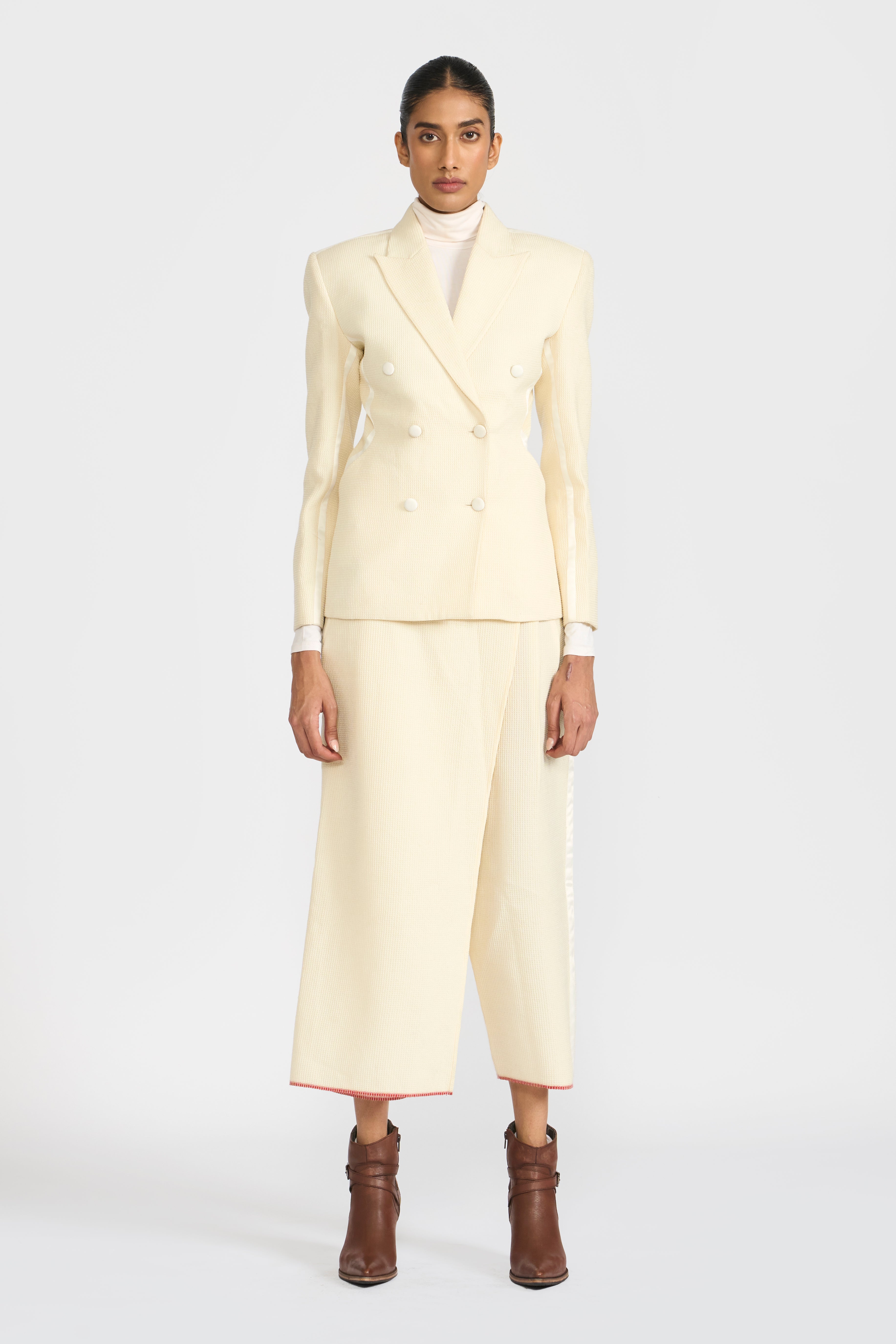 Gogunda Jacket