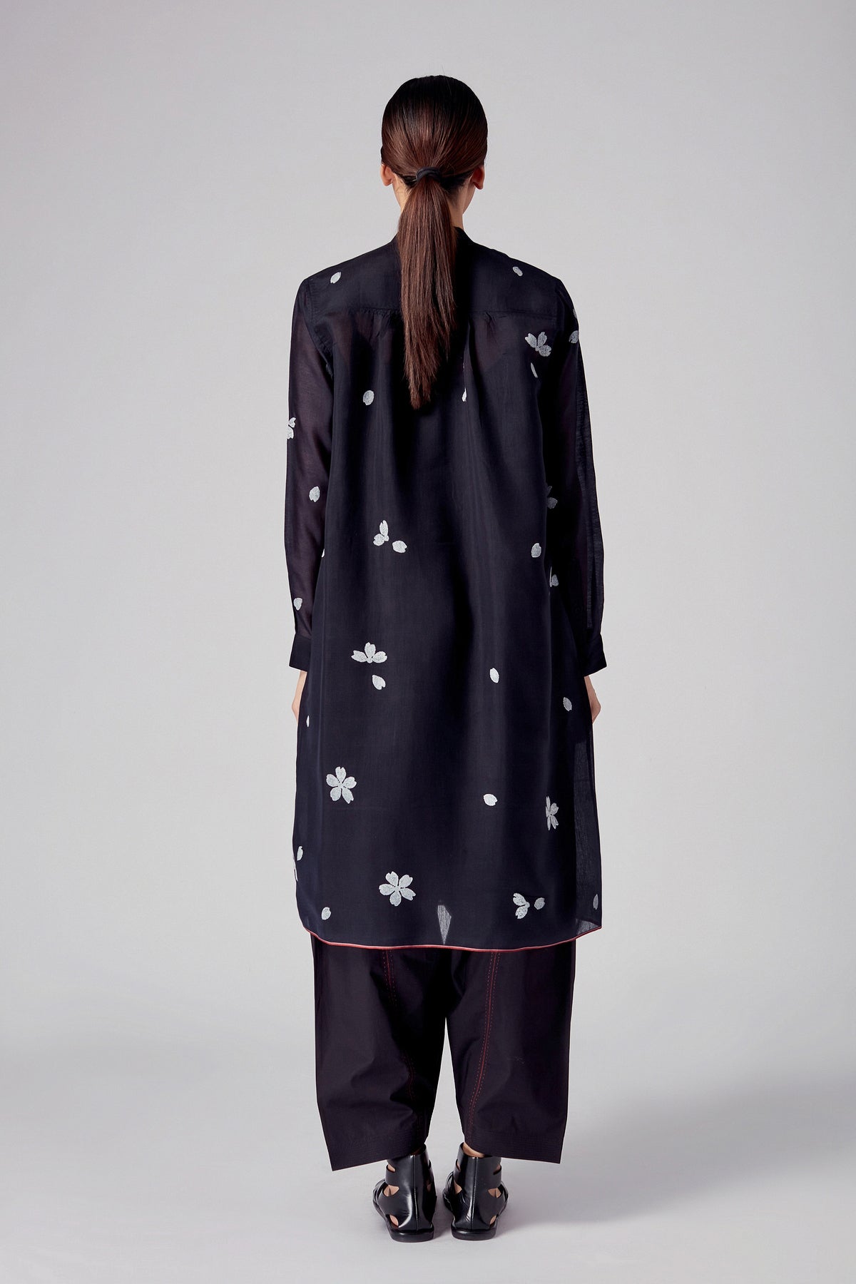 Unai Pintuck Tunic