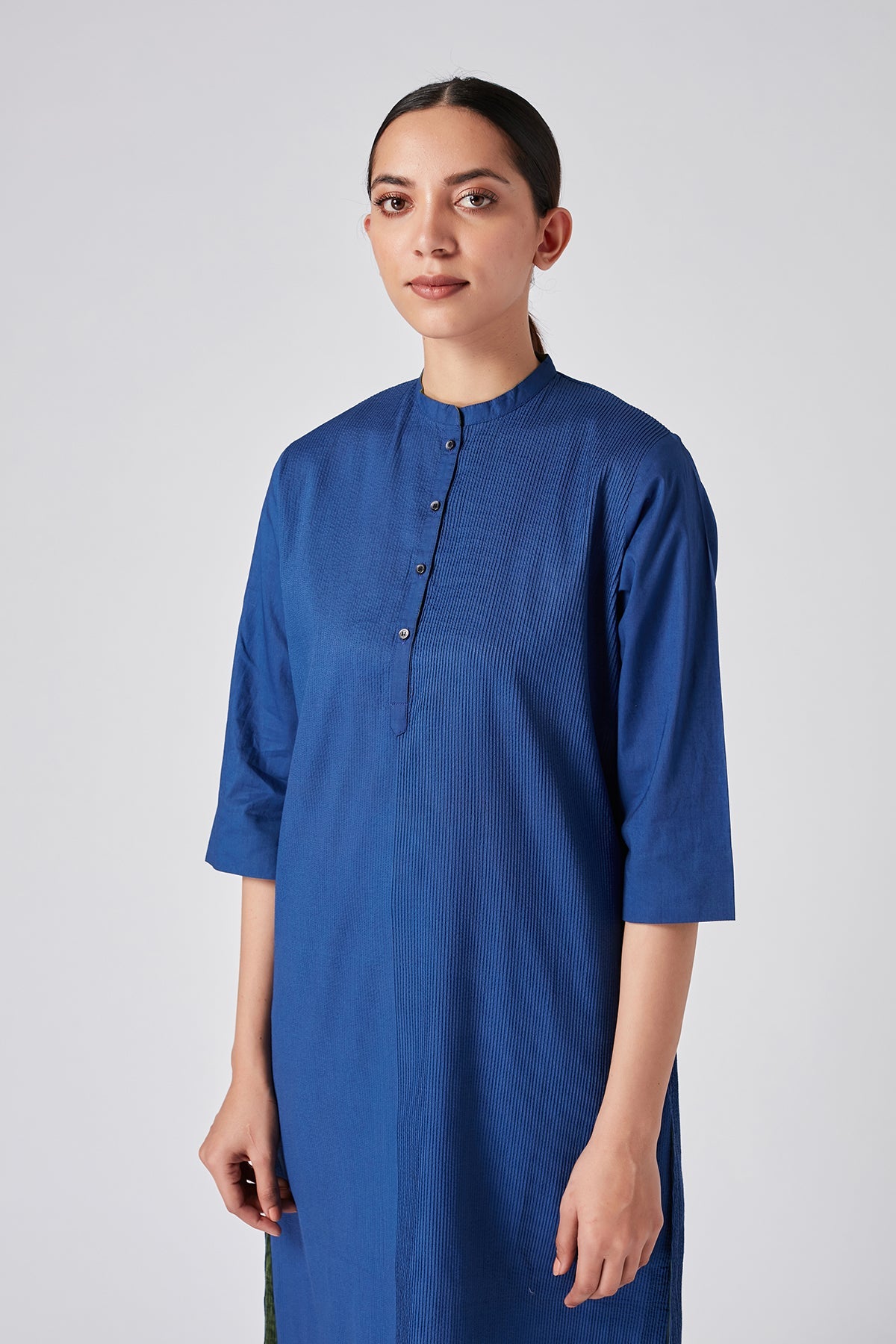 Khinsar Pintuck Kurta