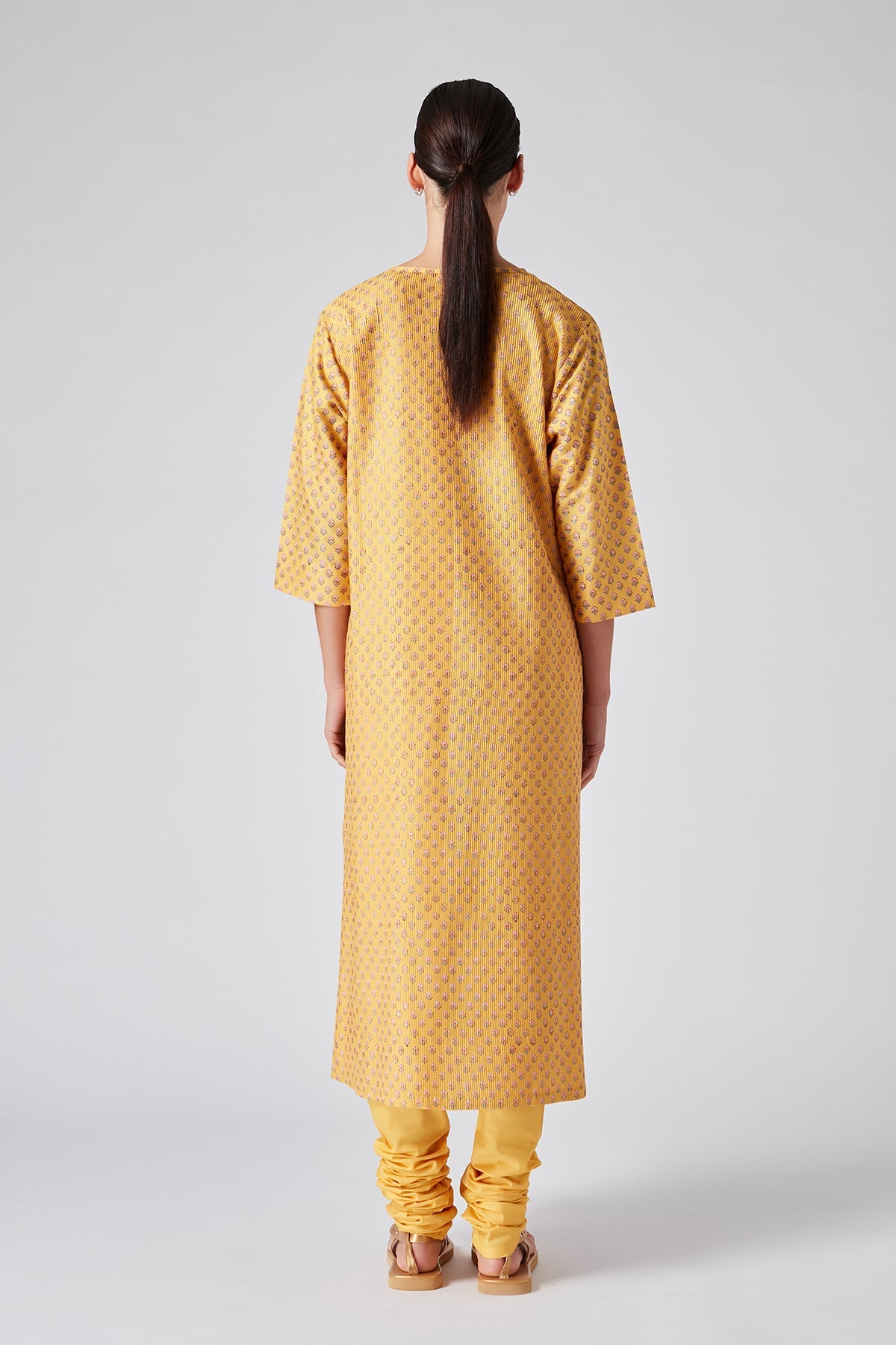 Chhitroli Kurta Set