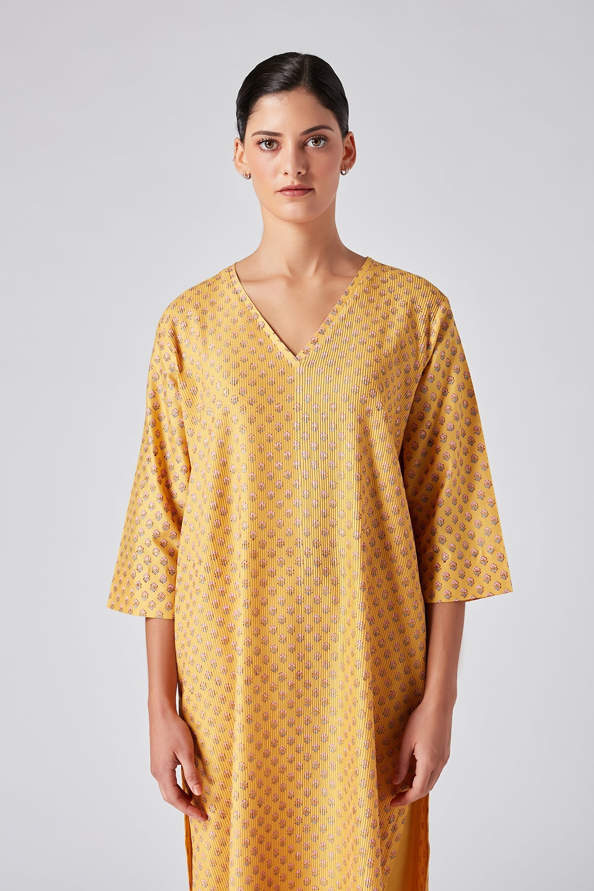 Chhitroli Kurta Set
