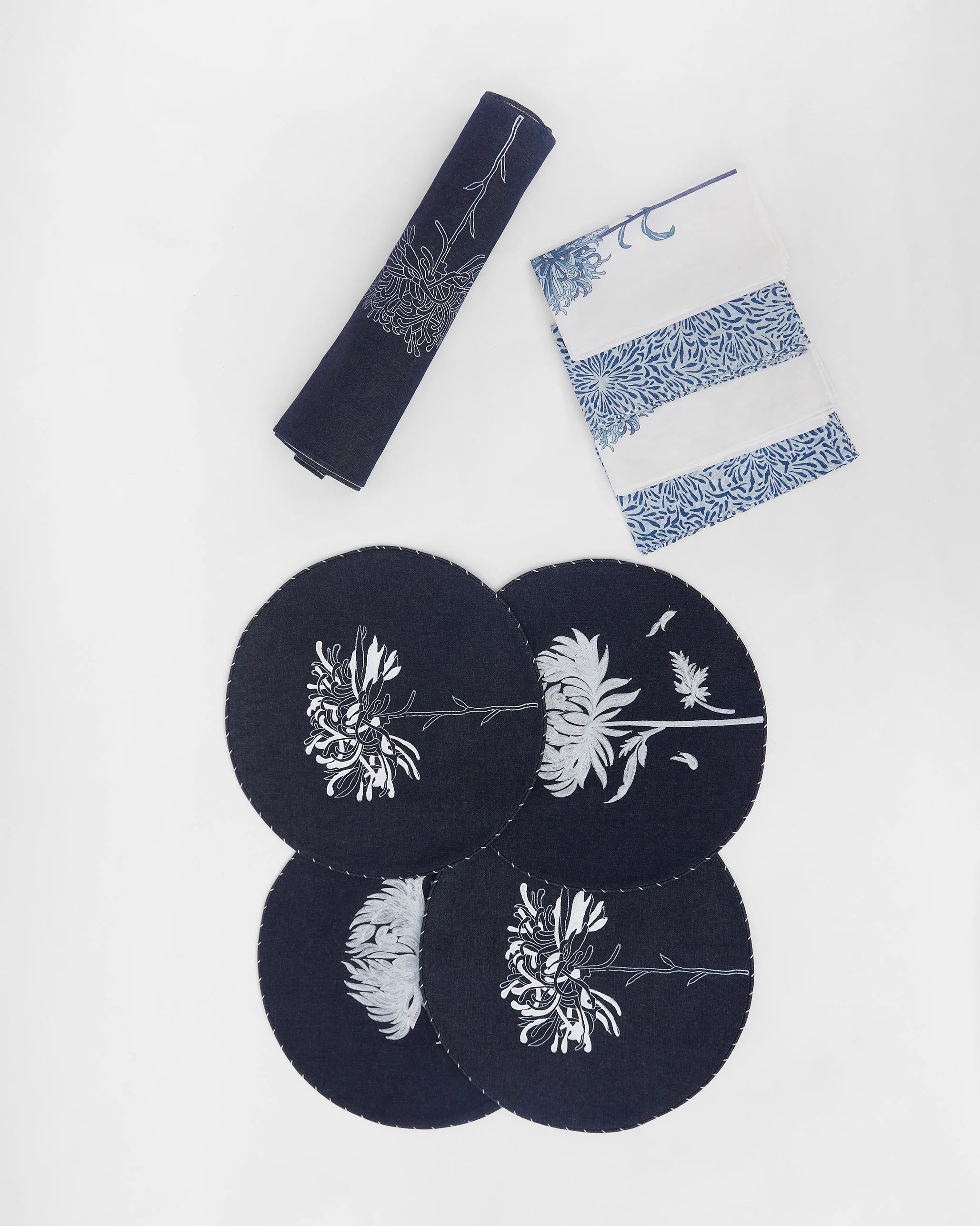 Chandramallika Table Gift Set