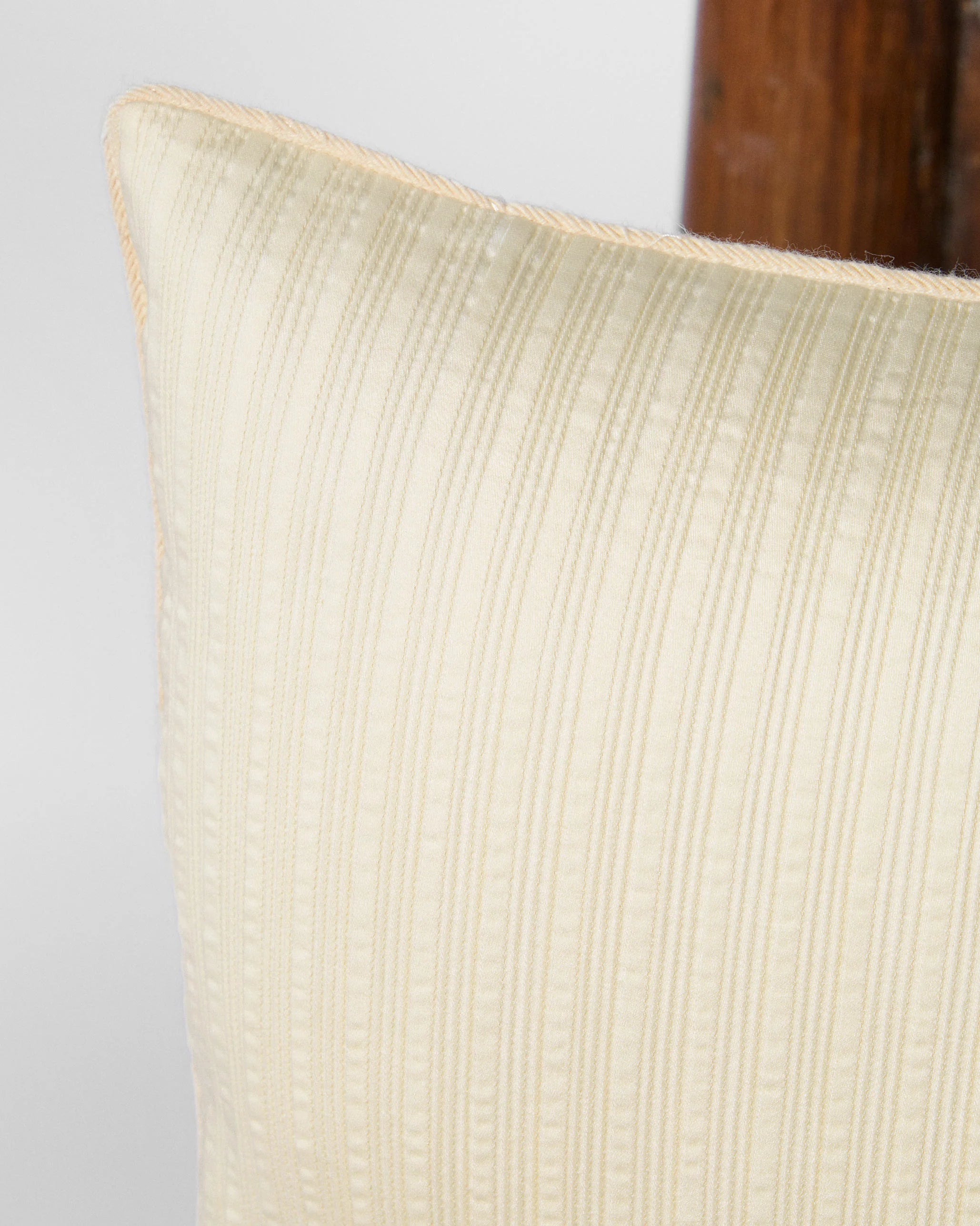 Shola Variegated Cushion with filler 20X20