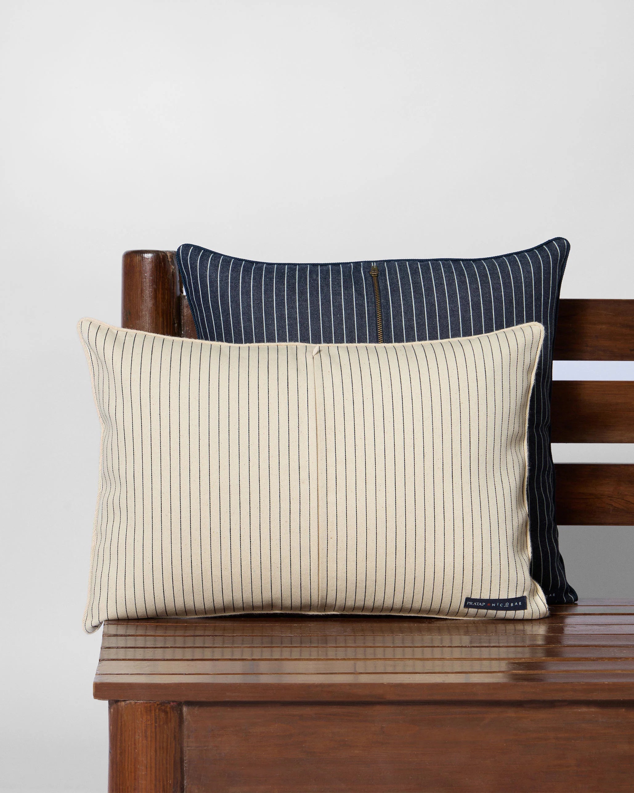 Guldaudi Printed Lumbar Cushion with filler 14X20