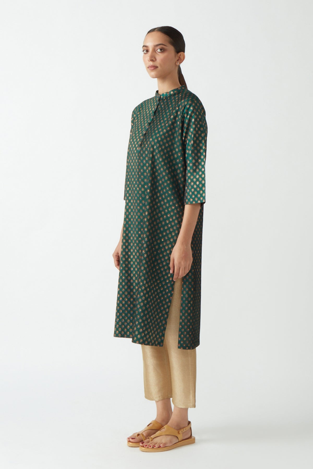 Chhitroli Kurta Set