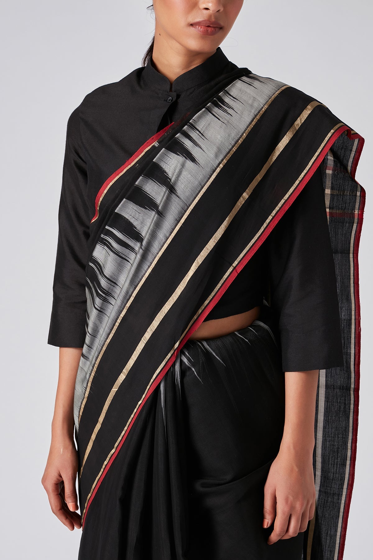 Kuravi Ikat Sari