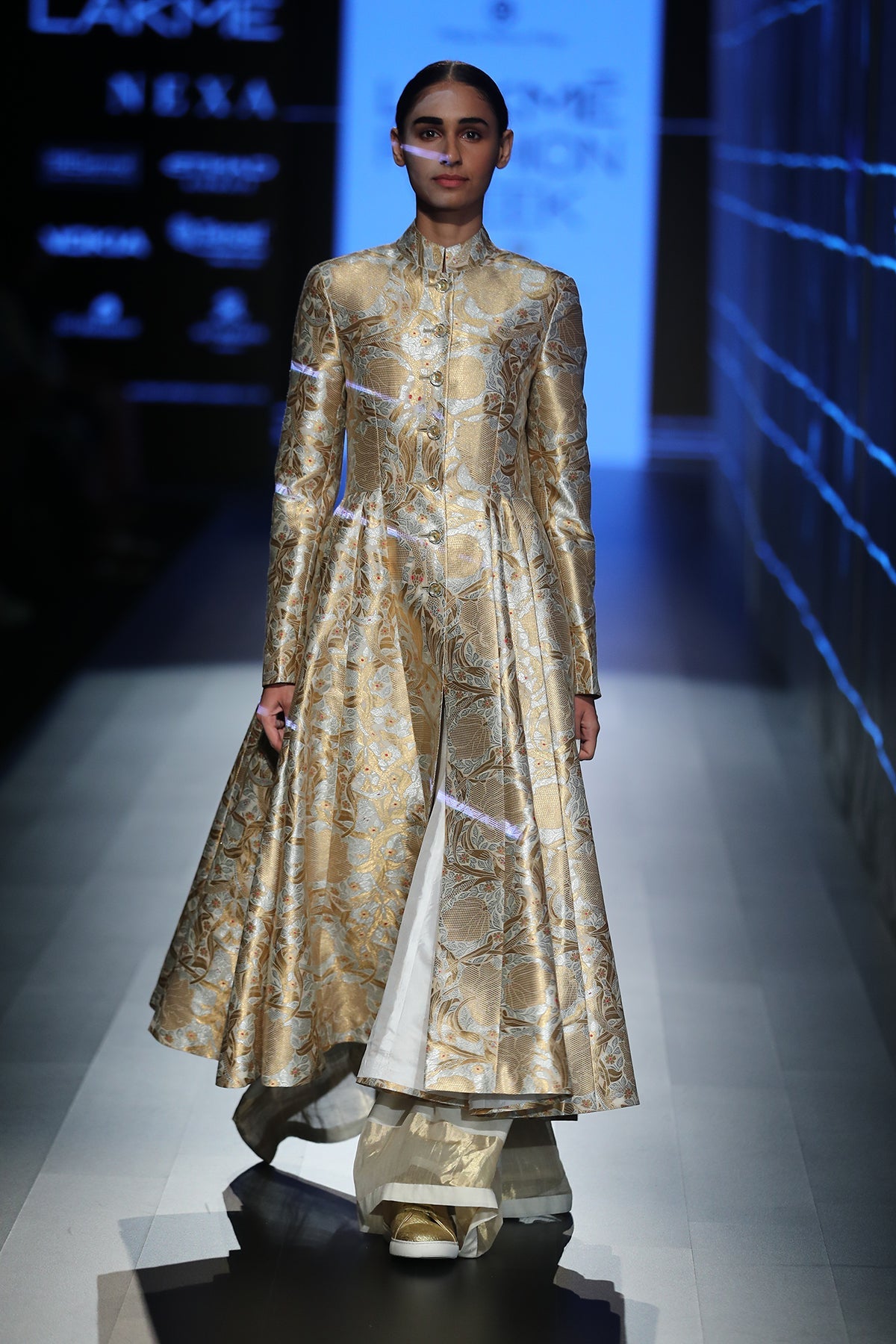 Welcome To The Jungle - Look 28