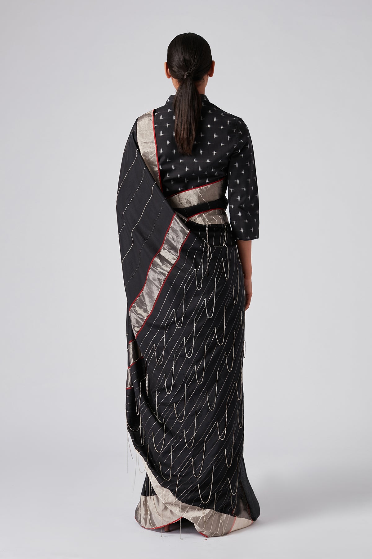 Chain sari